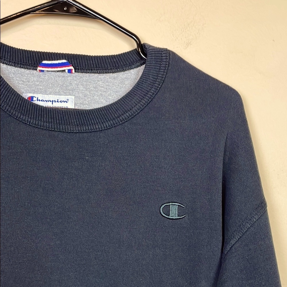 Champion Men’s Black Crewneck Fleece Lined Athleisure Loungewear Sweatshirt - Picture 3 of 8
